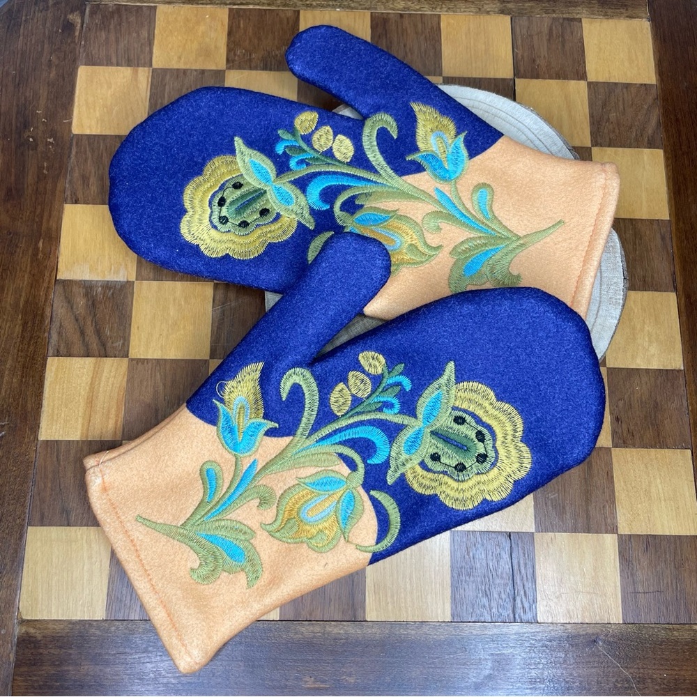 Handmade embroidered mittens